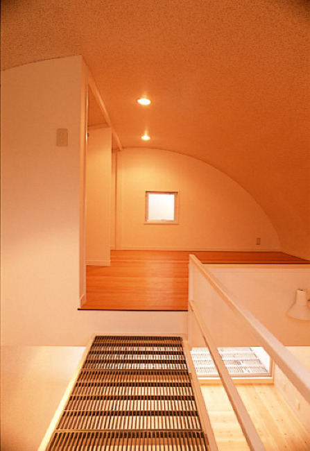 小さい家ですから 収納の確保には工夫が必 Housenote