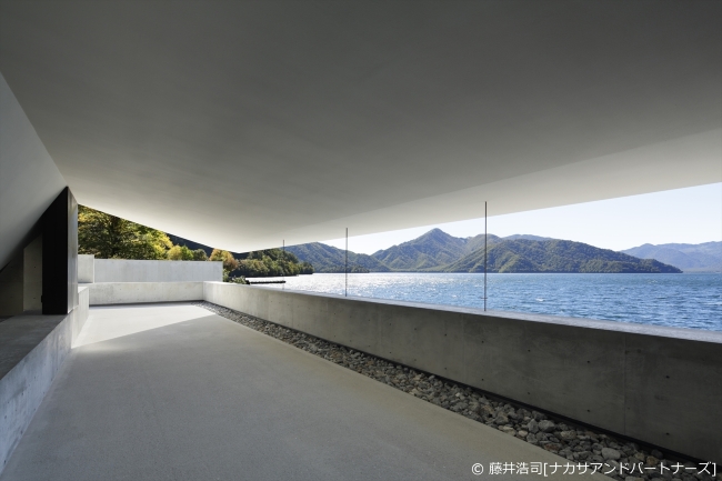 大自然を'体感' しながら佇む湖畔のセカンドハウス」日建設計の投稿